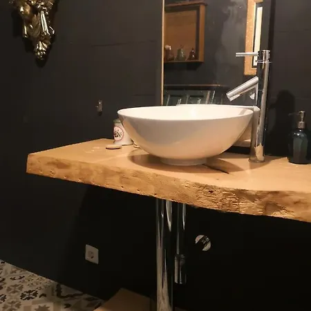 Duquesa Loft Apartment *